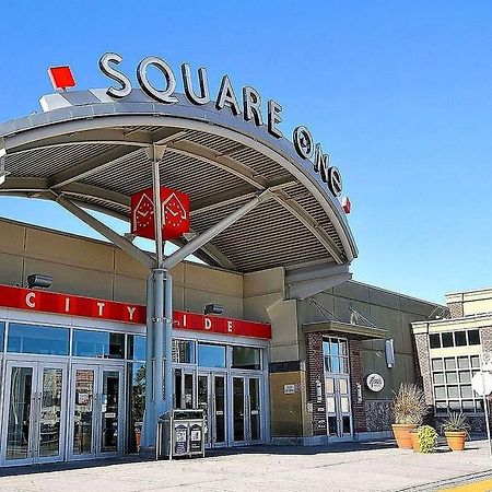 Napa Furnished Rental Apartments Square One Mississauga Buitenkant foto