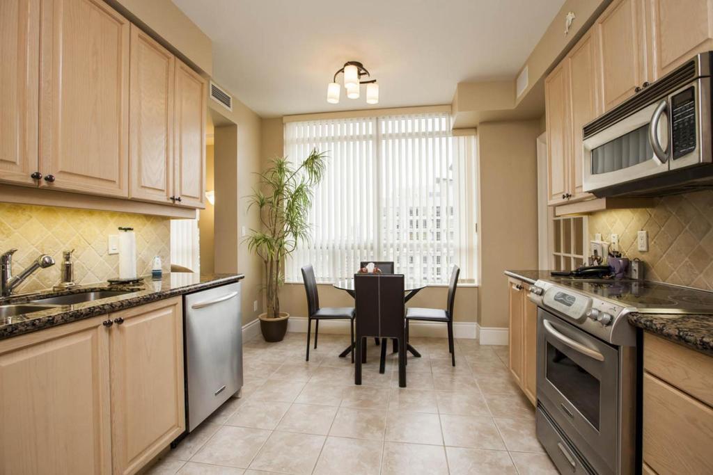Napa Furnished Rental Apartments Square One Mississauga Kamer foto