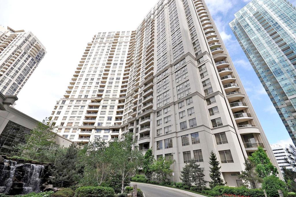 Napa Furnished Rental Apartments Square One Mississauga Kamer foto